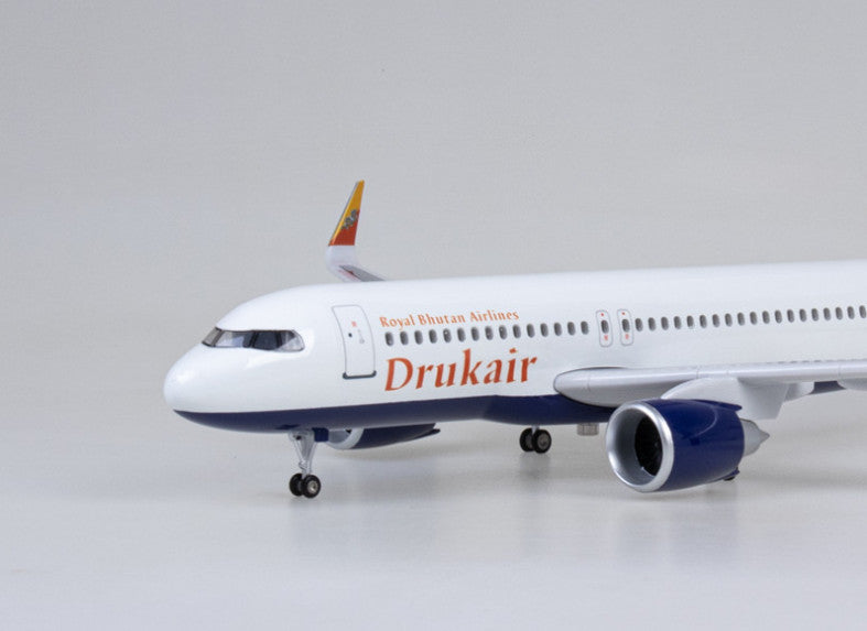 1:80 47CM Drukair AIRBUS A320neo Airplane Landing Gears Resin Aircraft Model