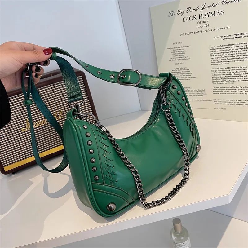 Gothic Bag Vintage Shoulder Bag Metal Chain Synthetic Leather Handbag 26*17*6 CM