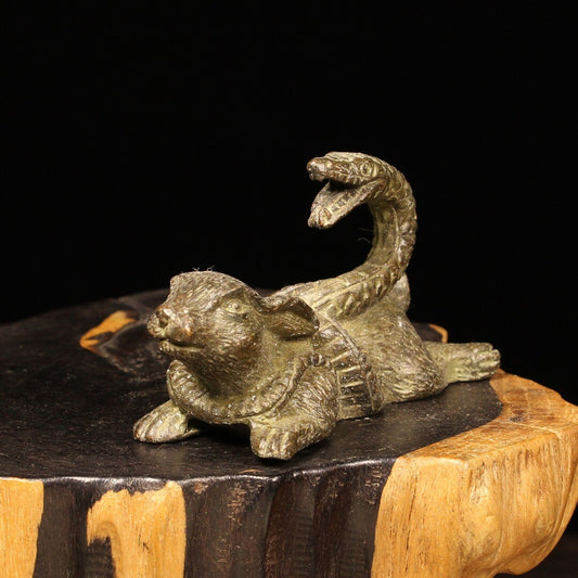 Collection chinese bronze snake PK rabbit statue home decoration tea pet