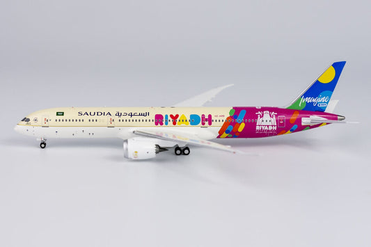 1:400 NG Model SAUDI BOEING 787-9 Passenger Aircraft Diecast Airplane Model