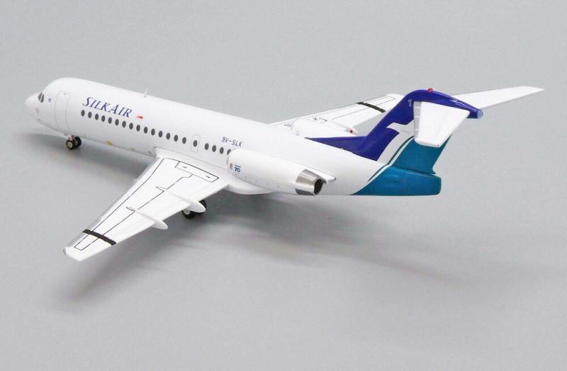 1:200 JC Wings SILKAIR FK-100 Passenger Airplane Diecast Aircraft Model