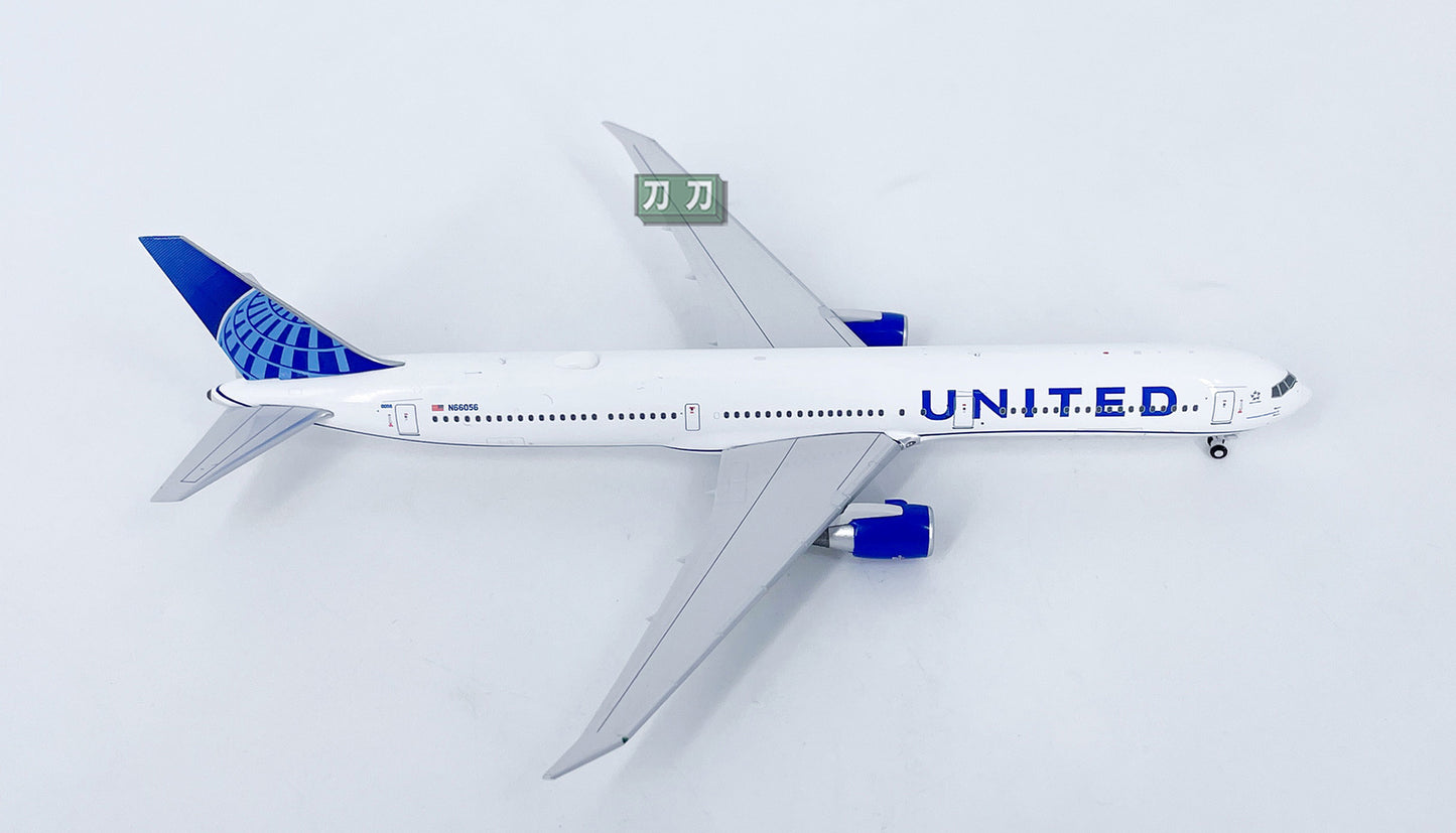 1:400 PandaModel UNITED B767-400 N66056 Passenger Airplane Diecast Model