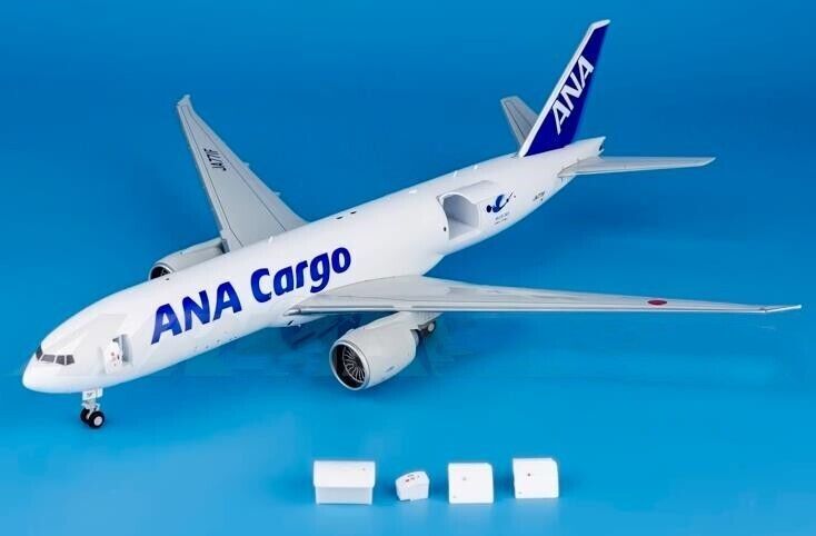 1:200 32CM JC Wings ANA BOEING 777-200LRF Aircraft Plane Diecast Airplane Model