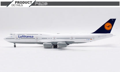 1:200 SQ Wings Lufthansa Boeing 747-8 D-ABYA Passenger Airplane Diecast Model