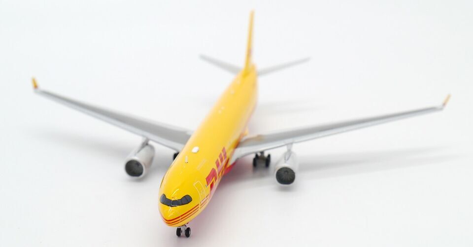 1:400 JC WINGS DHL AIRBUS A330-300F Airfreighter Airplane Diecast Aircraft Model
