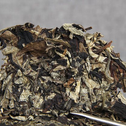 2018 Pu'er Tea Moonlight Beauty Puer Moon White Pu-erh Cake 357g Raw Puerh Tea
