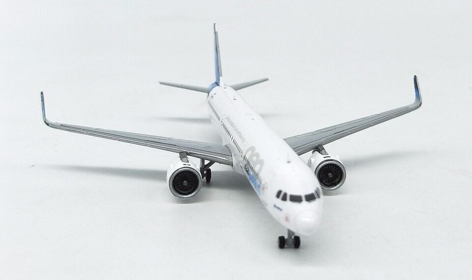 1:400 JC Wings AIRBUS A321neo Passenger Airplane Diecast Plane Aircraft Model