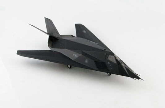 HOBBY MASTER Lockheed F-117A Nighthawk 85-831 1/72 diecast plane model aircraft