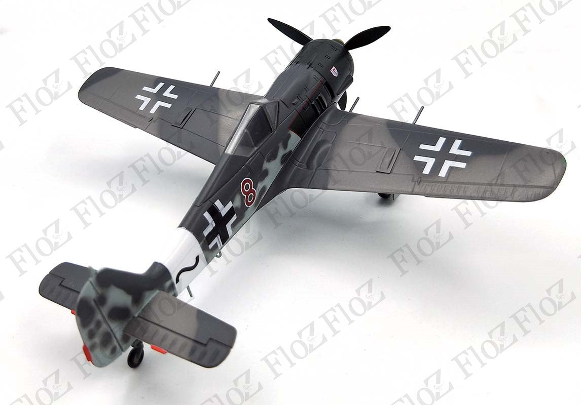 Fw190 A-8 Red 8 IV JG3 Uffz Willi Maximowitz 1944 1/72 finished plane Easy model