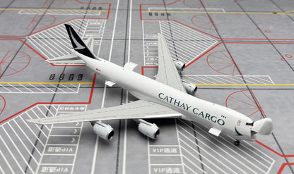 1:400 YY Wings CATHAY CARGO BOEING B747-8F Plane Aircraft Diecast Airplane Model