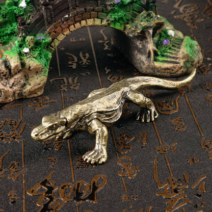 Komodo Dragon Statue Brass Carving Ornament Creative Tea Pet Fun Copper Decor
