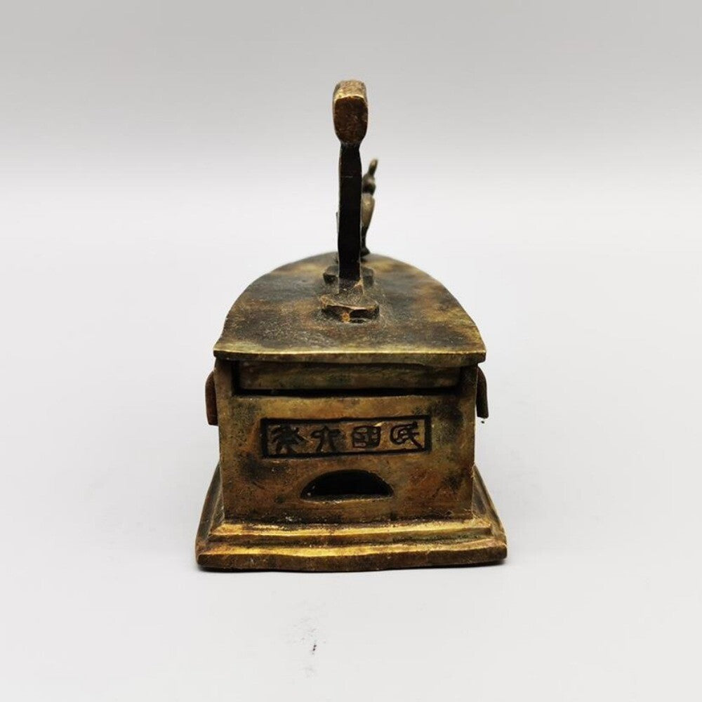 Old Chinese Brass Copper Handmade Old-fashioned Iron Statue