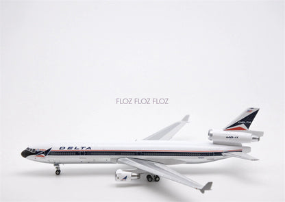 Phoenix for DELTA Airlines MD-11 N806DE 1:400 Aircraft Pre-built Model