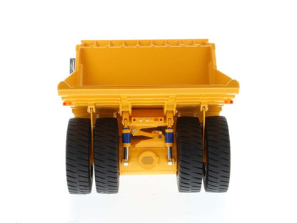 1:50 BELAZ 75131 130 TON MINING TRAUCK Construction Machine Diecast Model