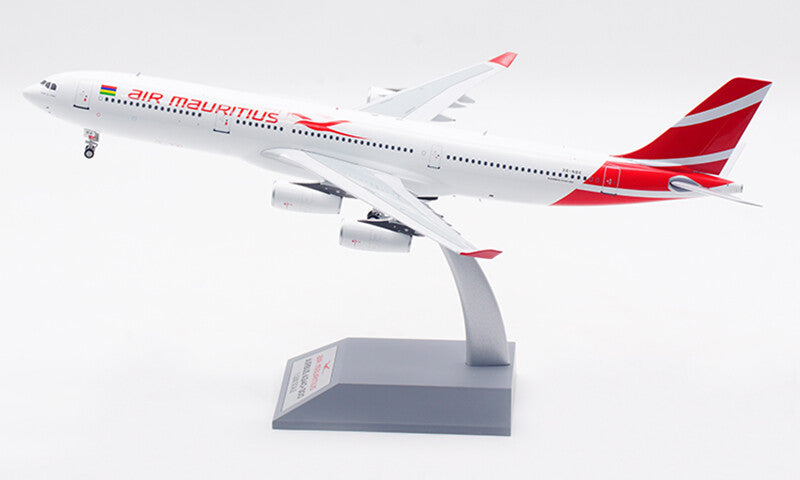 1:200 32CM InFlight Air Maoritius AIRBUS A340-200 Aeroplane Diecast Plane Model