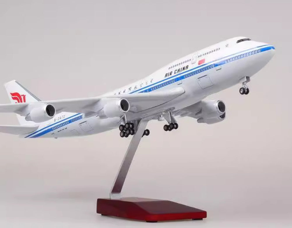 1:150 47CM AIR CHINA BOEING 747-400 Aeroplane Landing Gear Resin Aircraft Model