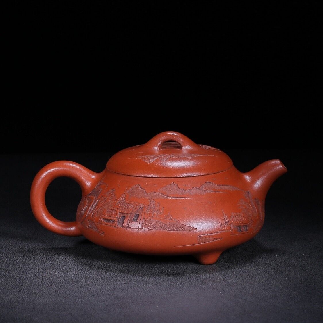 Chinese Yixing Zisha Clay Handmade Exquisite Teapot（石瓢 底款：金鼎商标）