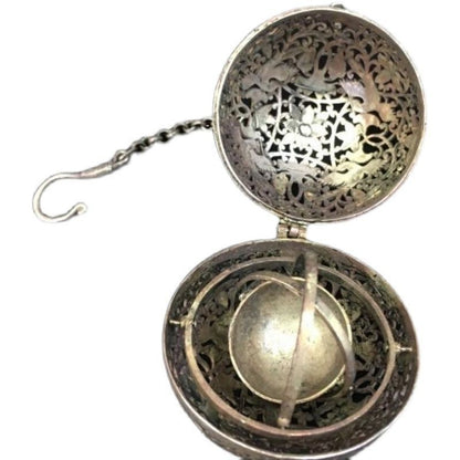 Chinese Vintage Silver Plated Openwork Bird Flower Incense Ball 5.4cm