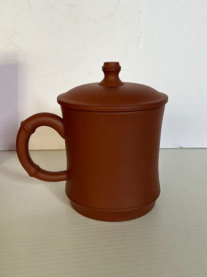 Chinese Yixin Zisha Clay Hand Carved Tea Mug With Lid In Box