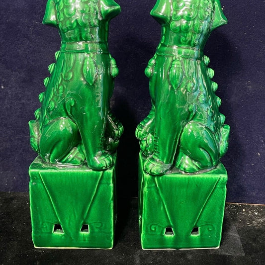 Pair Jingdezhen Green Porcelain Foo Fu Dog Lion Statue Guardion Lion Decor