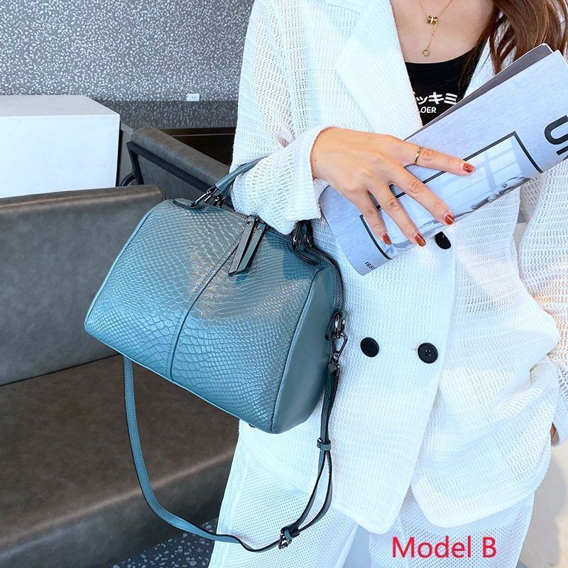 Crocodile Pattern Handbag Genuine Leather Elegant Shoulder Bag Wide Strap Totes
