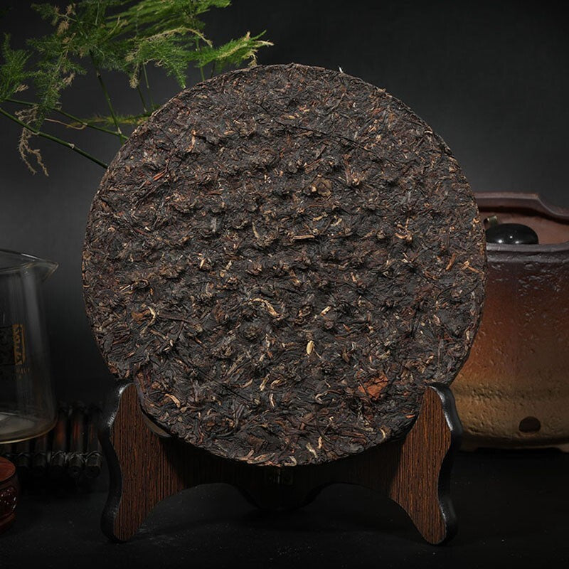 2011 XIAGUAN 8113 chi tse Pu-erh Tea Cake Raw XY Special Red Ribbo puer tee 357g