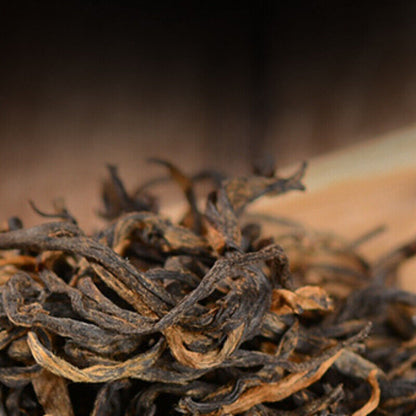 Golden Buds Loose Leaf Iron Canned Black Tea Dian Hong Tea 250g/8.8oz Gift Tea