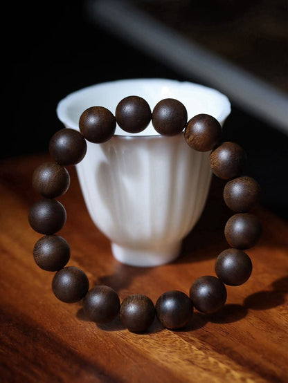 12mm Chinese Natural Eaglewood Handmade Exquisite Bracelets 30800