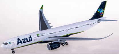 1:200 32CM Herpa Azul AIRBUS A330-900neo Passenger Airplane ABS Plastic Model