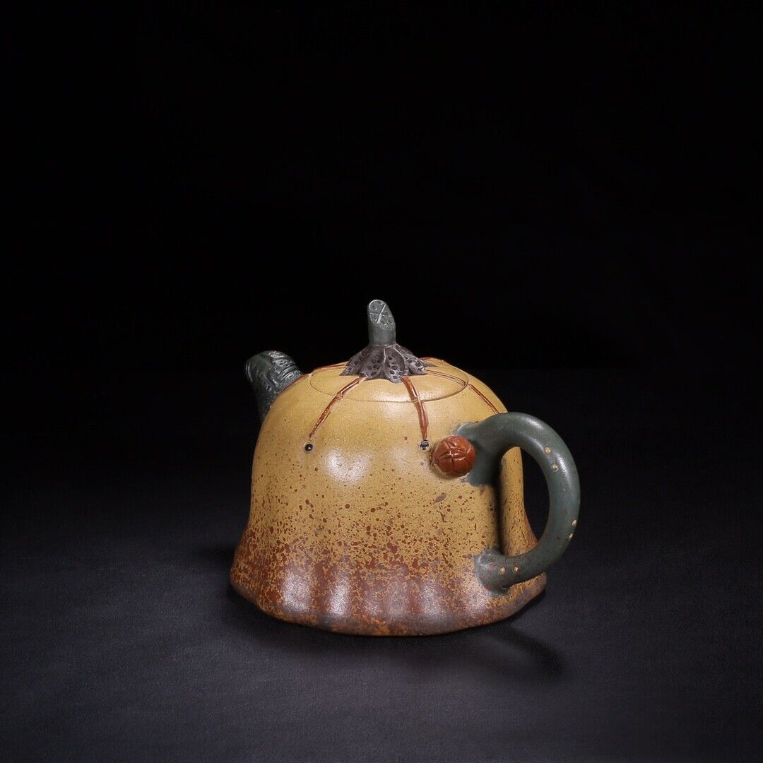 l-0Chinese Yixing Zisha Clay Handmade Exquisite Teapot （莲趣 底款：蒋蓉）