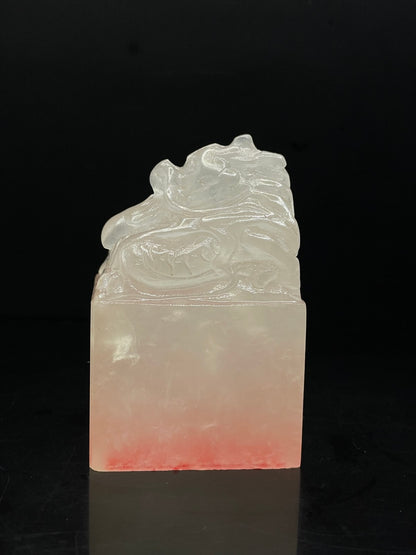 Chinese Natural Shoushan Stone Hand-carved Exquisite Auspicious Beast Seal 31331