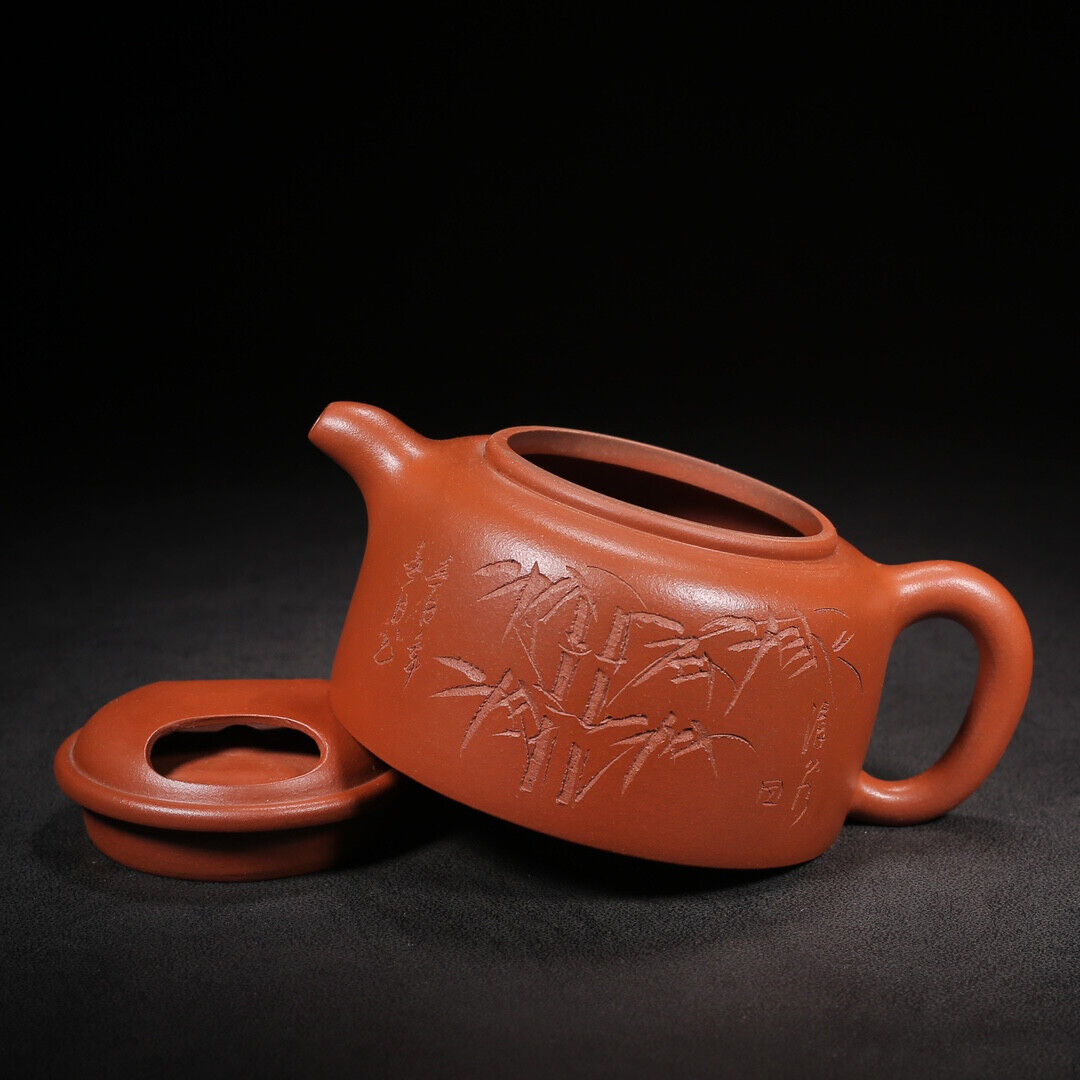 Chinese Yixing Zisha Clay Handmade Exquisite Teapot（牛盖 底款：顾景舟）