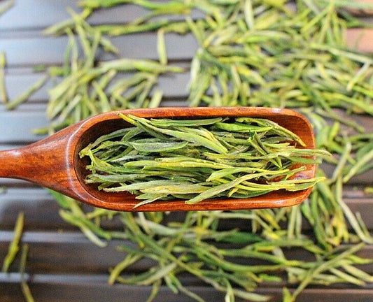 Spring green tea Mount Huangshan Maofeng tea Mount Huangshan Maofeng yellow green tea-