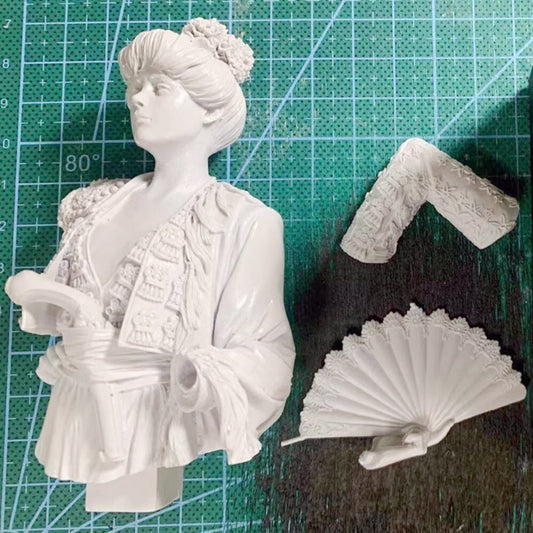 1/12 resin bust figure model kit Bust of a Spanish girl unassembled unpainted