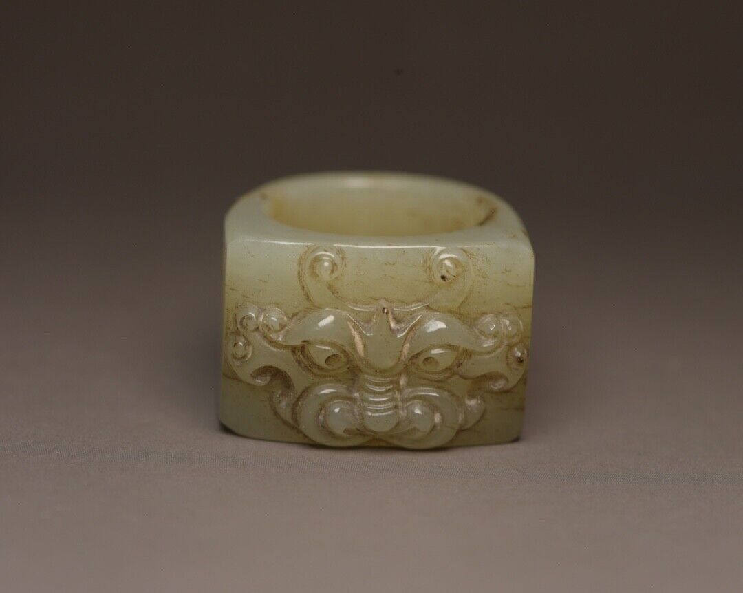 Chinese Hetian Jade Carved Nice Unique Sculpture Collector Thumb Ring Jewelry