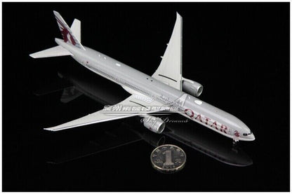 1:400 Phoenix QATAR BOEING 777-300ER Passenger Airplane Diecast Aircraft Model