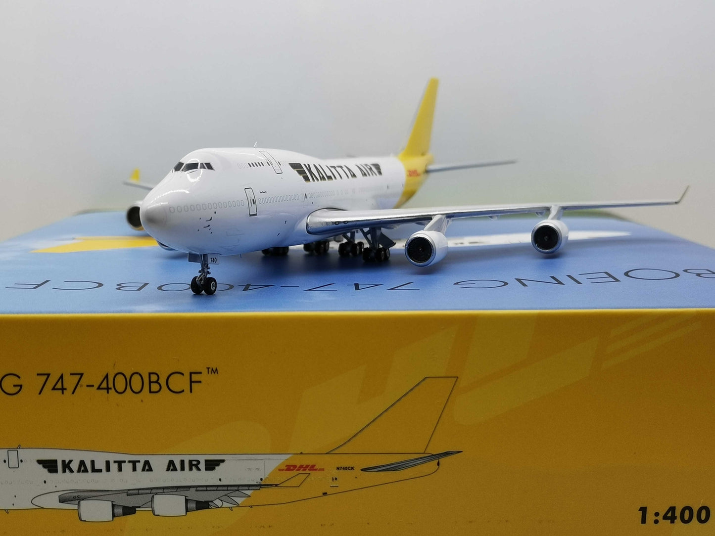 1:400 Phoenix KALITTA AIR BOEING B747-400 Airplane Diecast Aircraft Plane Model