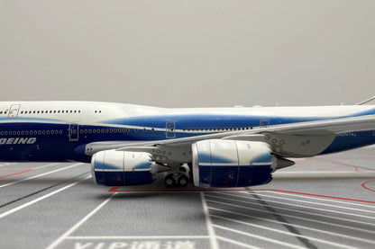 1:400 HX Models BOEING 747-8 Passenger Plane Airplane Diecast Aircraft Model