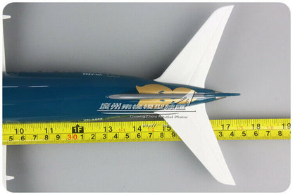1:130 43CM Vietnam Airlines BOEING 787 Plane Landing Gear Resin Aircraft Model