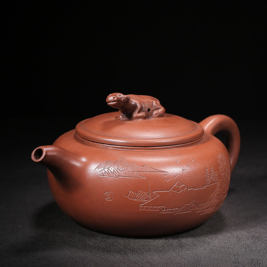 Chinese Yixing Zisha Clay Handmade Exquisite Teapot （牛气冲天 底款：黄玉麟）