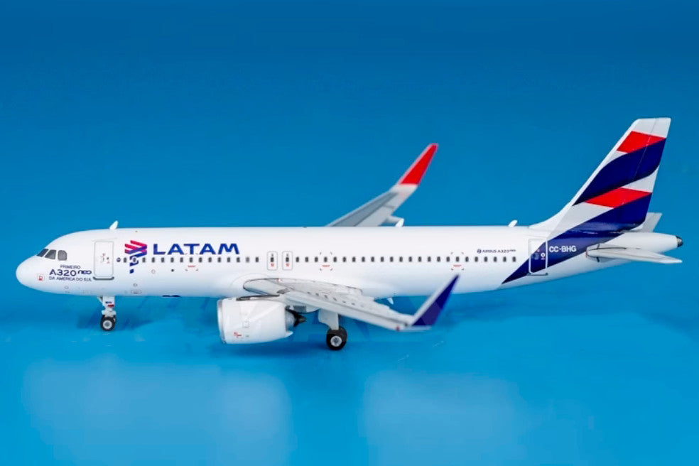1:400 Phoenix LATAM AIRBUS A320neo Passenger Airplane Diecast Aircraft Model