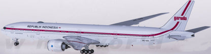 1:400 Phoenix Azur Air BOEING 777-300ER Passenger Plane Diecast Airplane Model