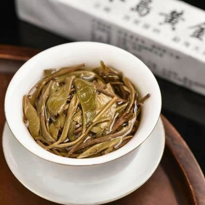 Pu Erh Tea Iceland Wu Zhai Golden Bing Dao Strip Puer Tea Raw 315g