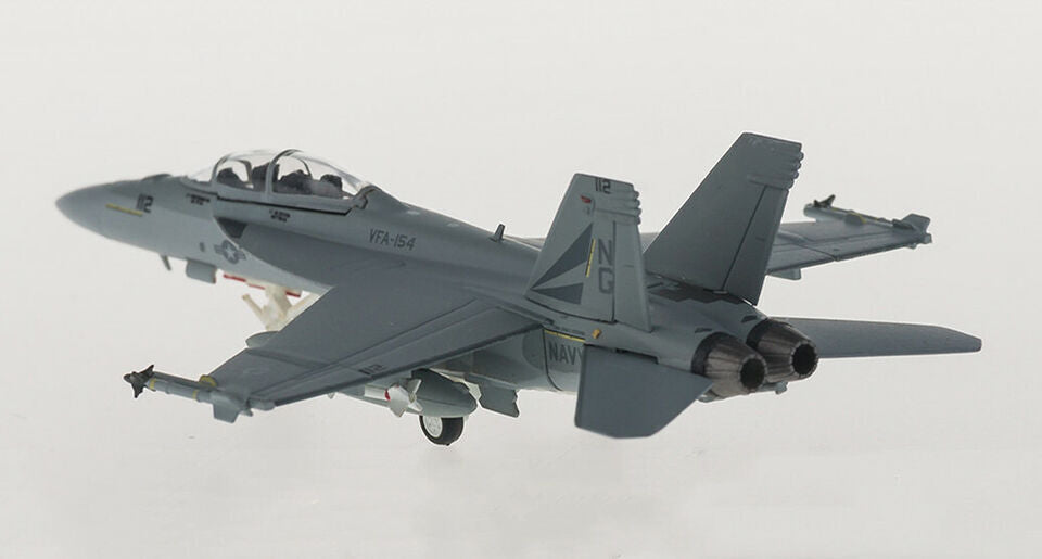 1:200 Hogan US Navy McDonnell Douglas F/A-18F VFA-154 Fighter Diecast Model