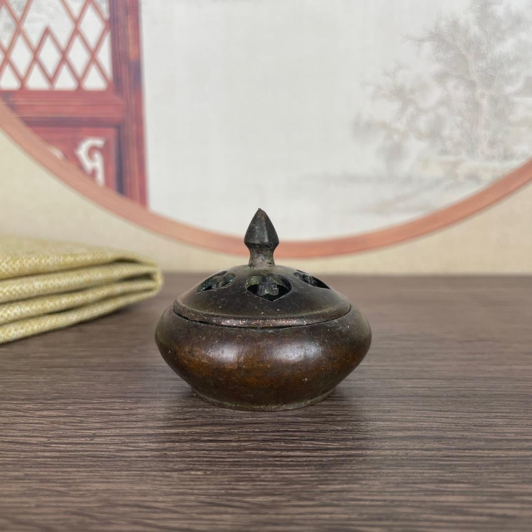 1.5" Diameter China Retro Antique Copper Alloy Incense Burner With Lid Ornament