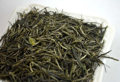 High quality early spring E Mei Mao Feng green tea, Ming Qian E Mei Mao Feng tea-