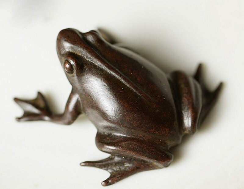 Solid Brass Frog Statue Handwork Collectible Chinese Toad Figures Tea Pet Decor