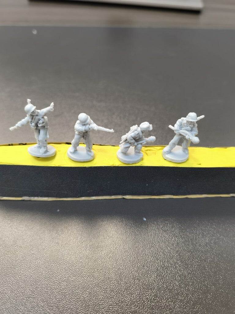 1/72 Resin figures model WWII Germany trooper Soldiers kit /3d printed