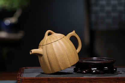 Chinese Yixing Zisha Clay Handmade Exquisite Teapot #863.0