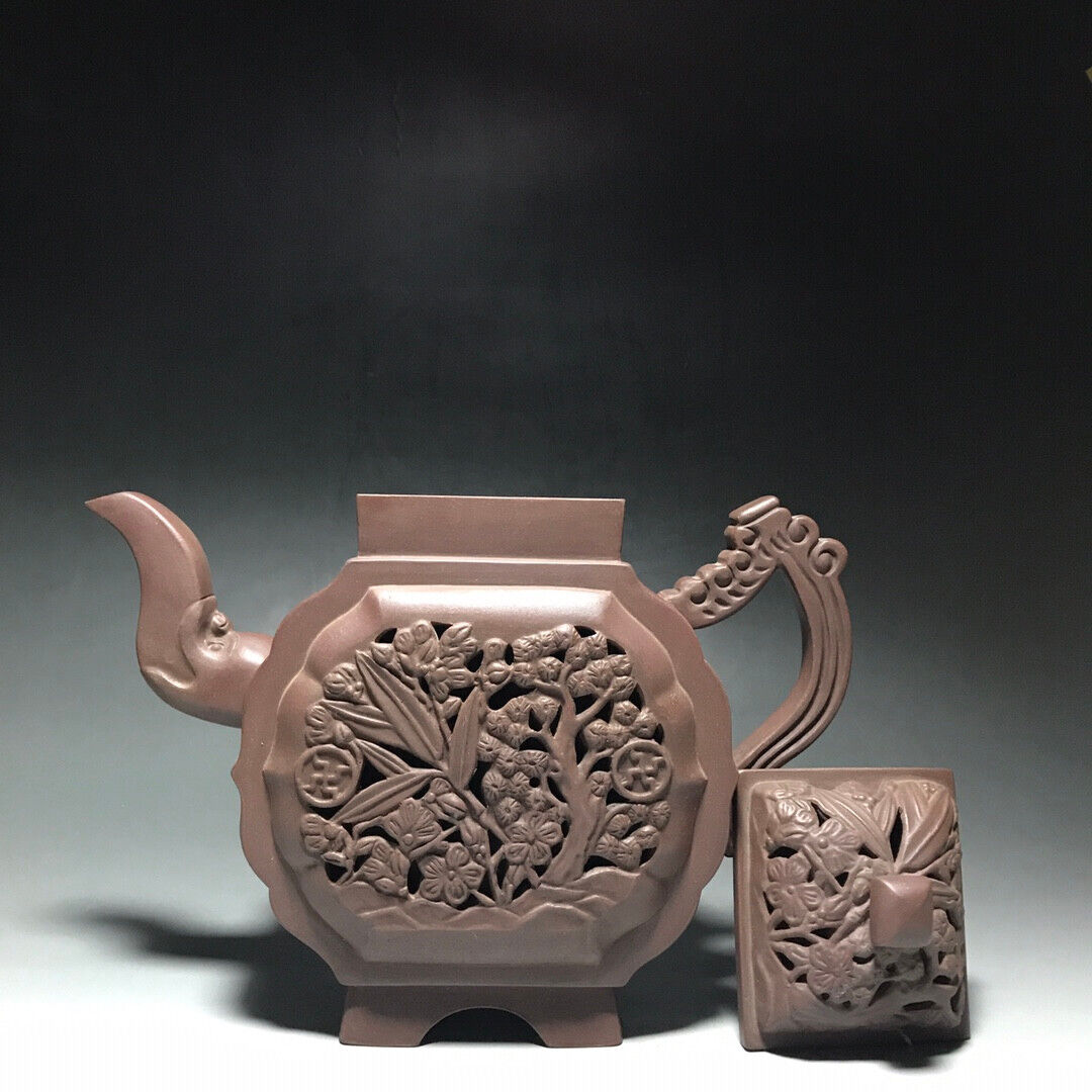 Chinese Yixing Zisha Clay Handmade Exquisite Teapot （镂空松竹梅 底款：如图）